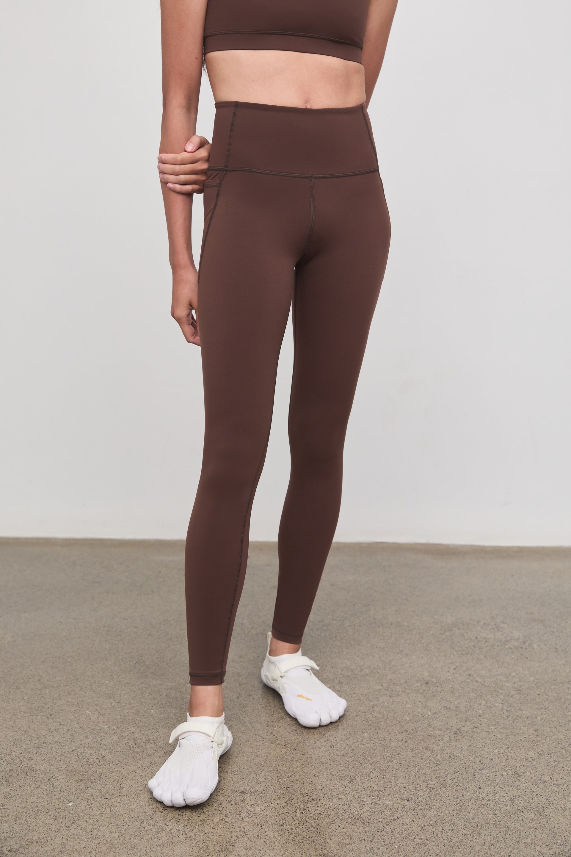 Literary Sport - Issa Womens Full Length Running Tight - Umber Chocolate Brown - Front
