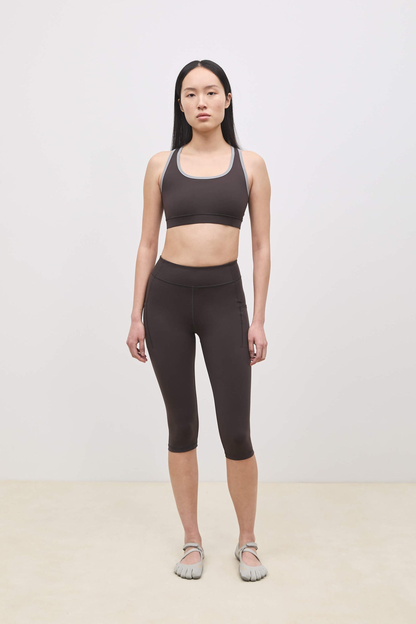 Literary Sport - O'Hara Womens Medium Impact Sports Bra - Ash Dark Brown & Steel