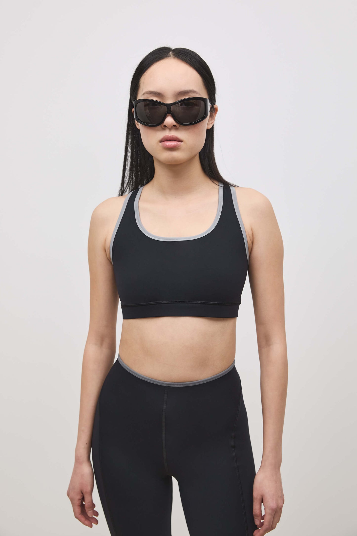 Literary Sport - O'Hara Womens Medium Impact Sports Bra - Black & Steel
