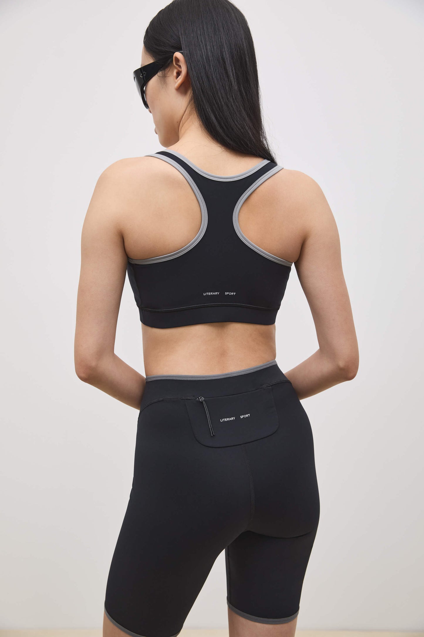 Literary Sport - O'Hara Womens Medium Impact Sports Bra - Black & Steel