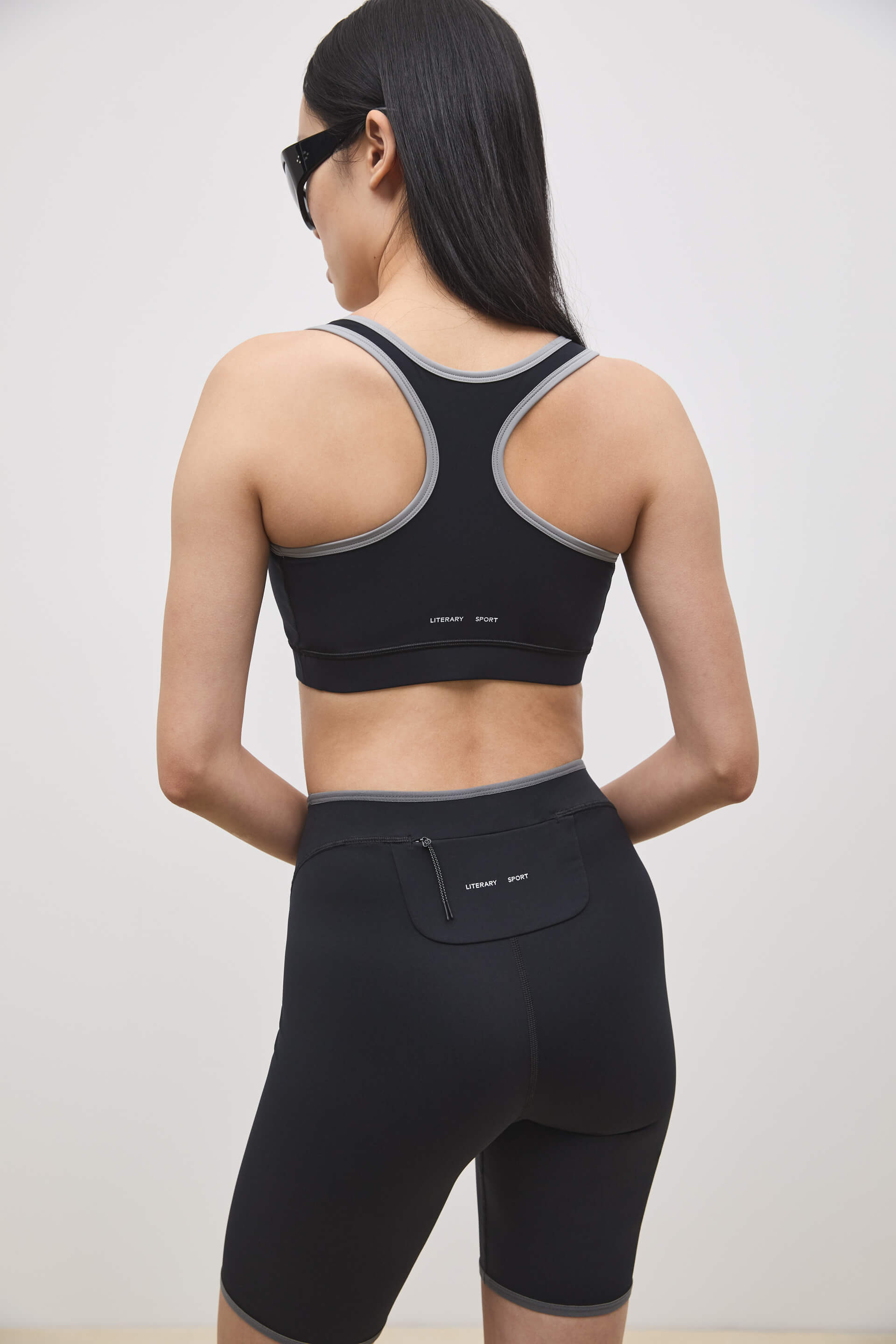 Literary Sport - O'Hara Womens Medium Impact Sports Bra - Black & Steel