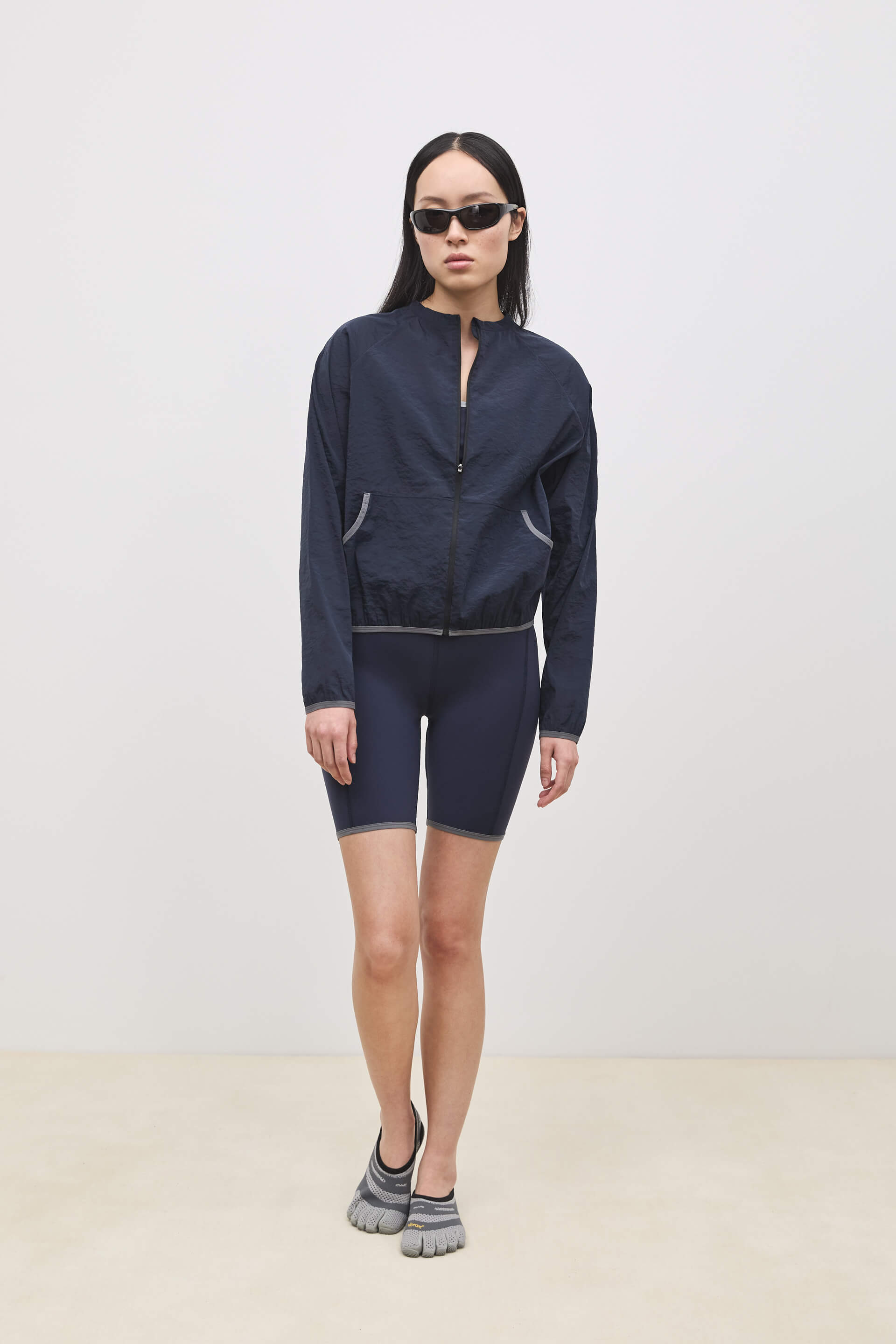 Literary Sport | Tove Womens Lightweight Running Jacket - Night Dark Navy