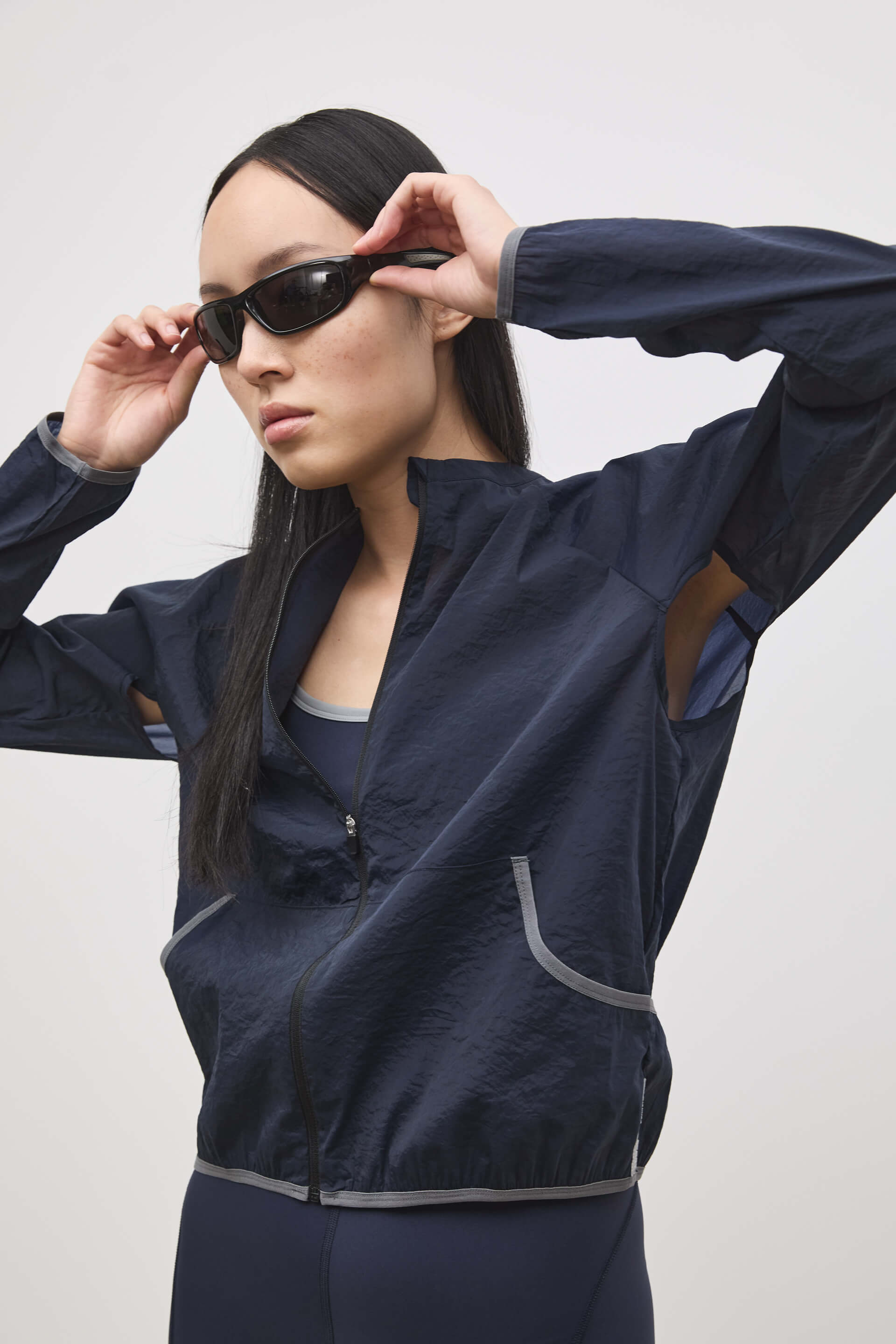 Literary Sport | Tove Womens Lightweight Running Jacket - Night Dark Navy
