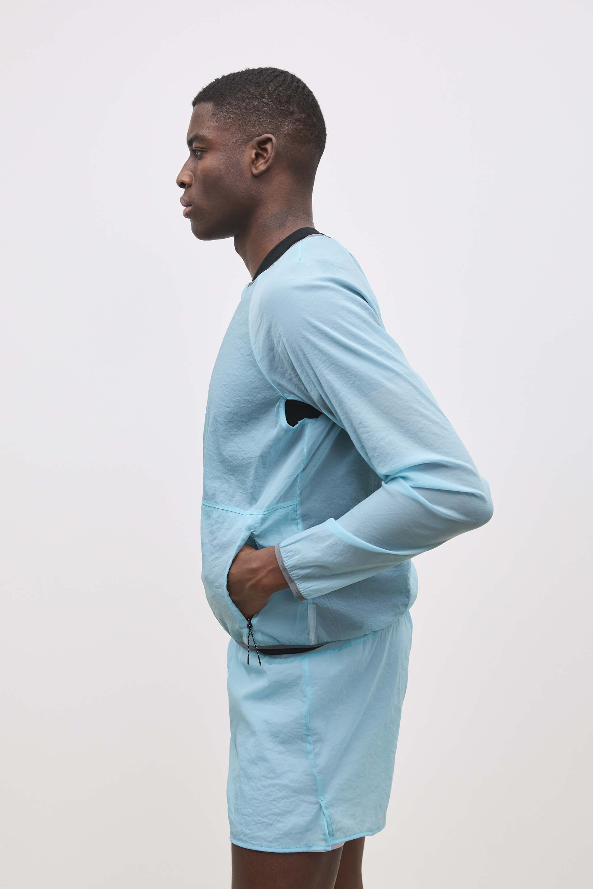 Literary Sport | Leo Mens Lightweight Running Jacket - Mist Light Blue