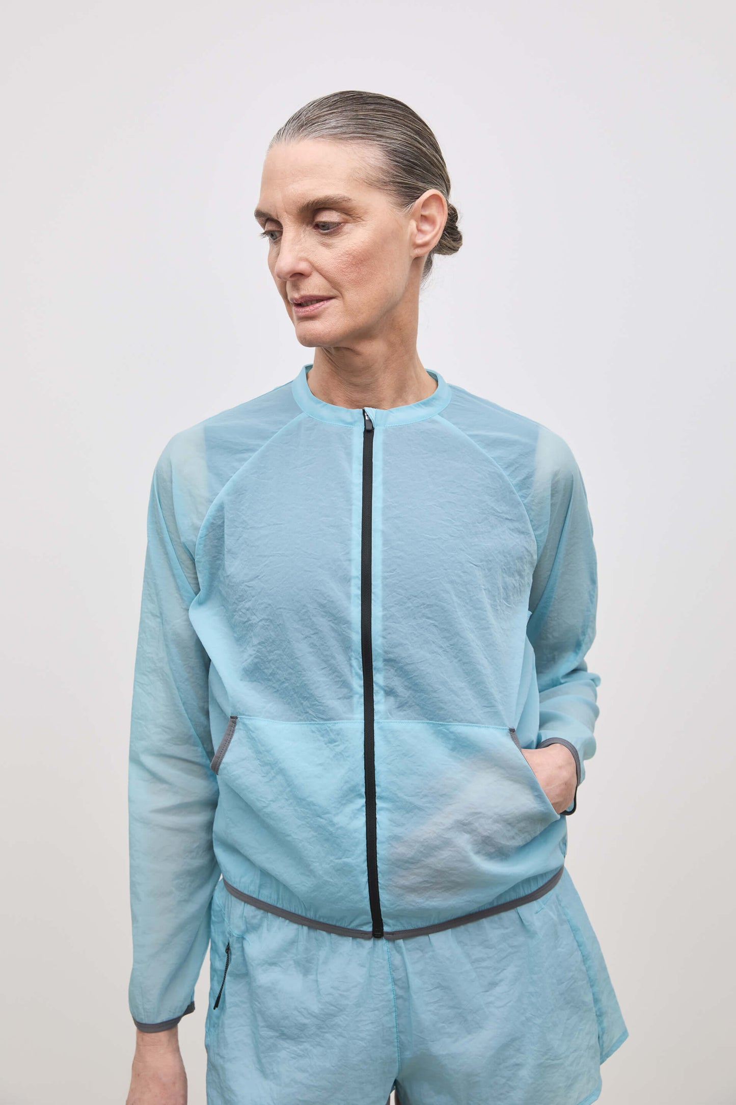 Literary Sport | Tove Womens Lightweight Running Jacket - Mist Light Blue