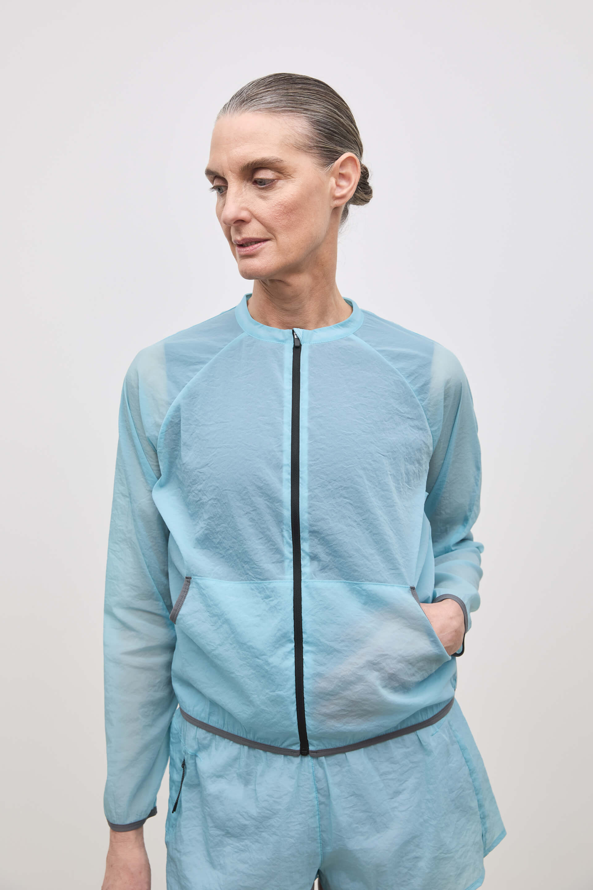 Literary Sport | Tove Womens Lightweight Running Jacket - Mist Light Blue