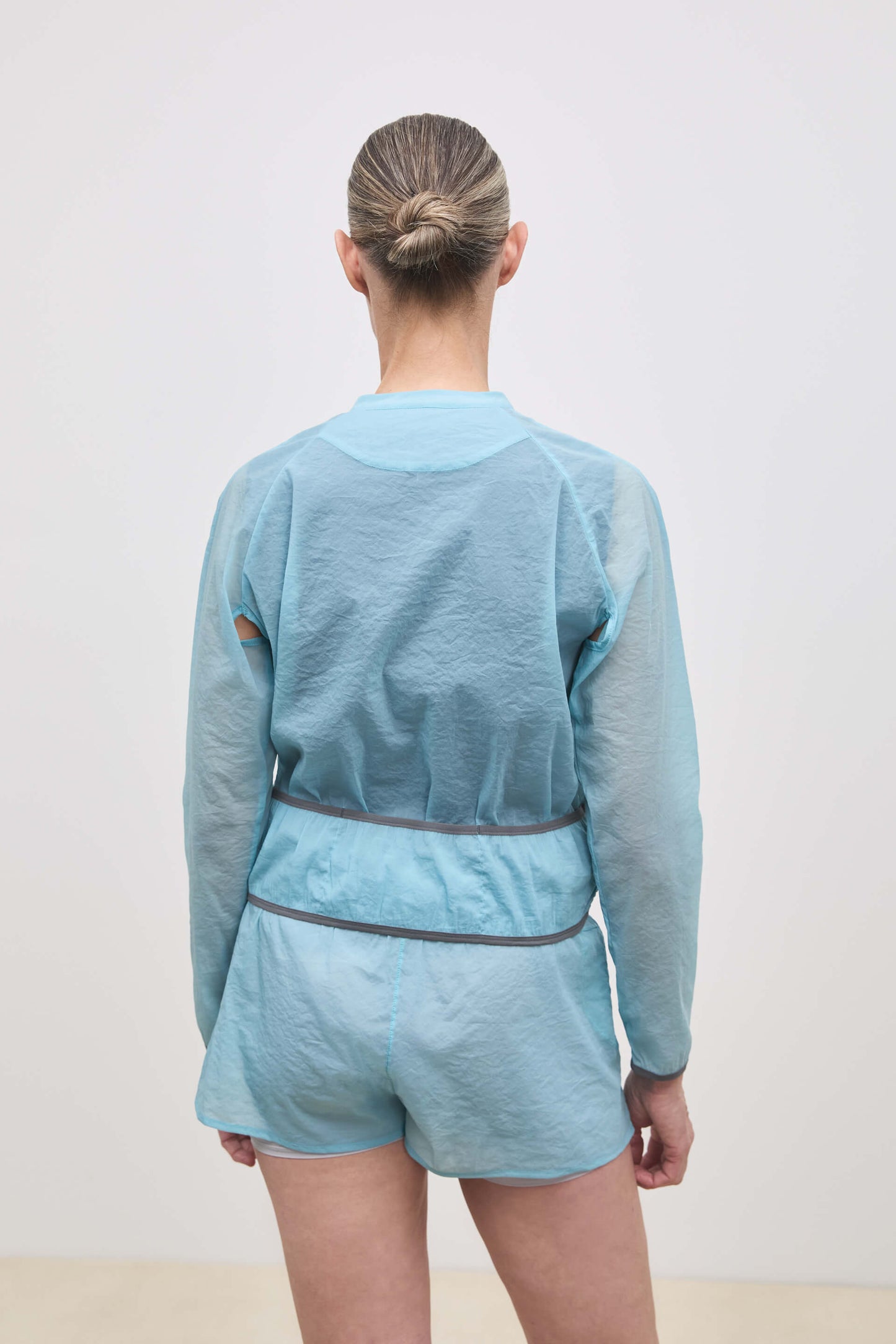 Literary Sport | Tove Womens Lightweight Running Jacket - Mist Light Blue