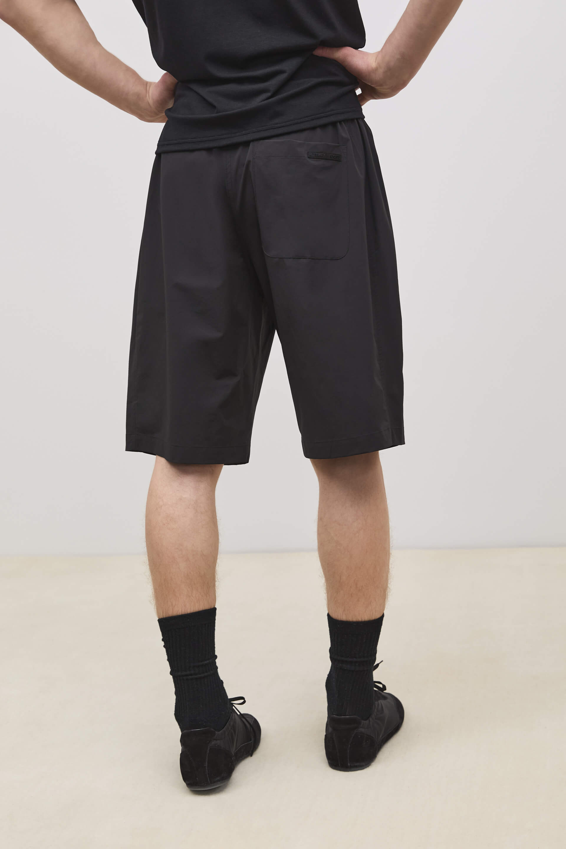 Literary Sport | Smith Mens Short - Black
