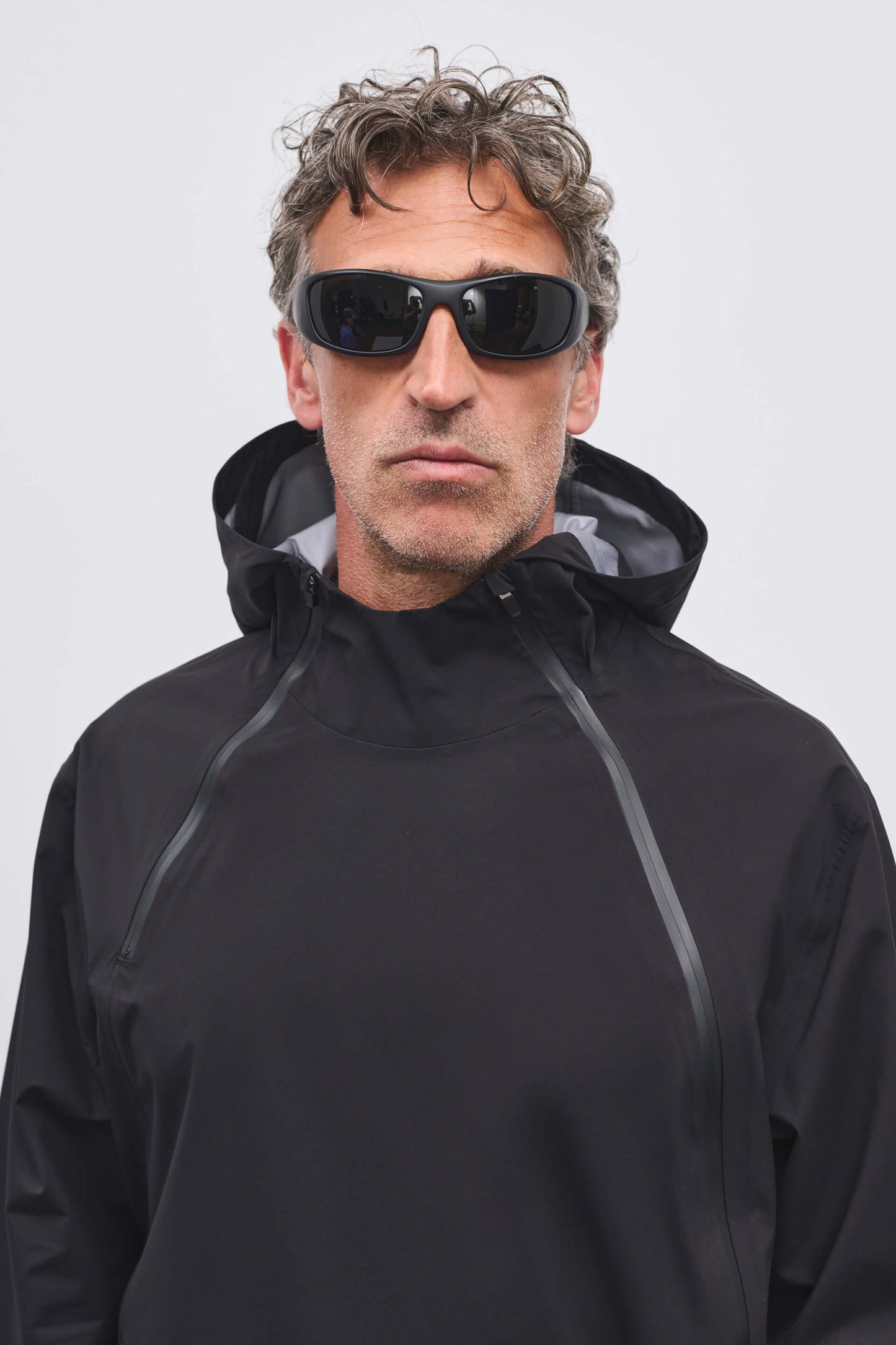 Literary Sport | Mens Emerson Waterproof Running Jacket in Black