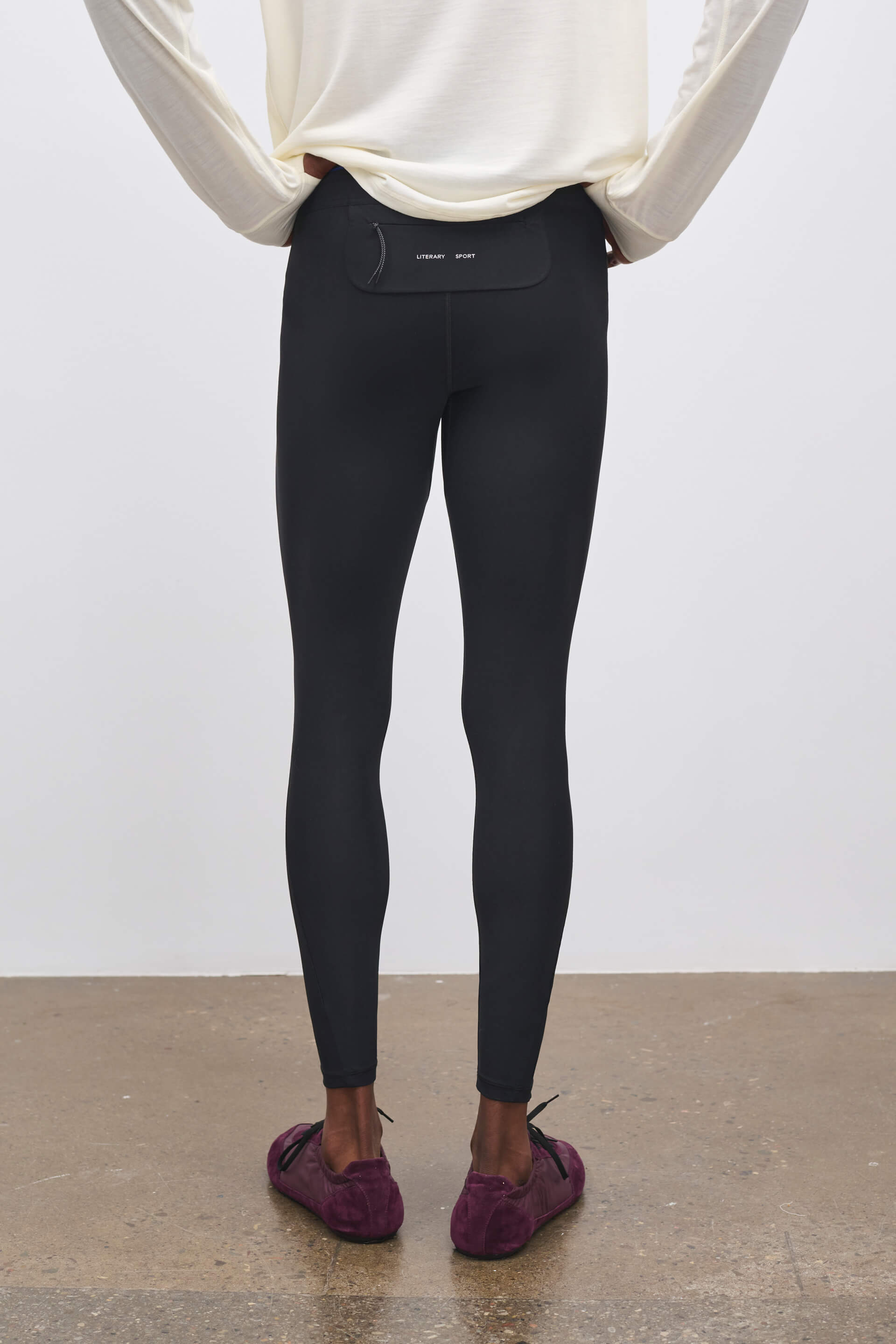Literary Sport | Mens Mare Insulated Running Tight in Black