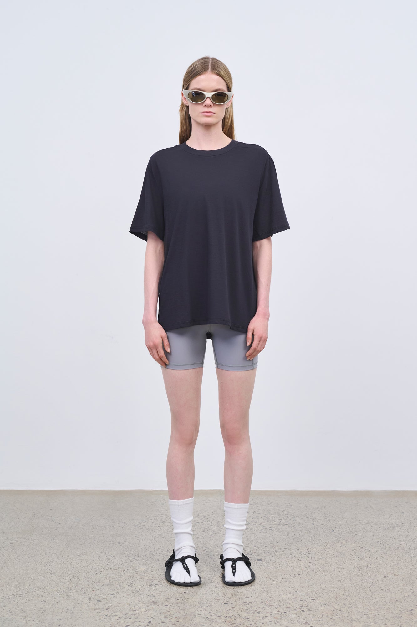 Literary Sport - Womens Lightweight Oversized Run T-Shirt in Cotton - Washed Black