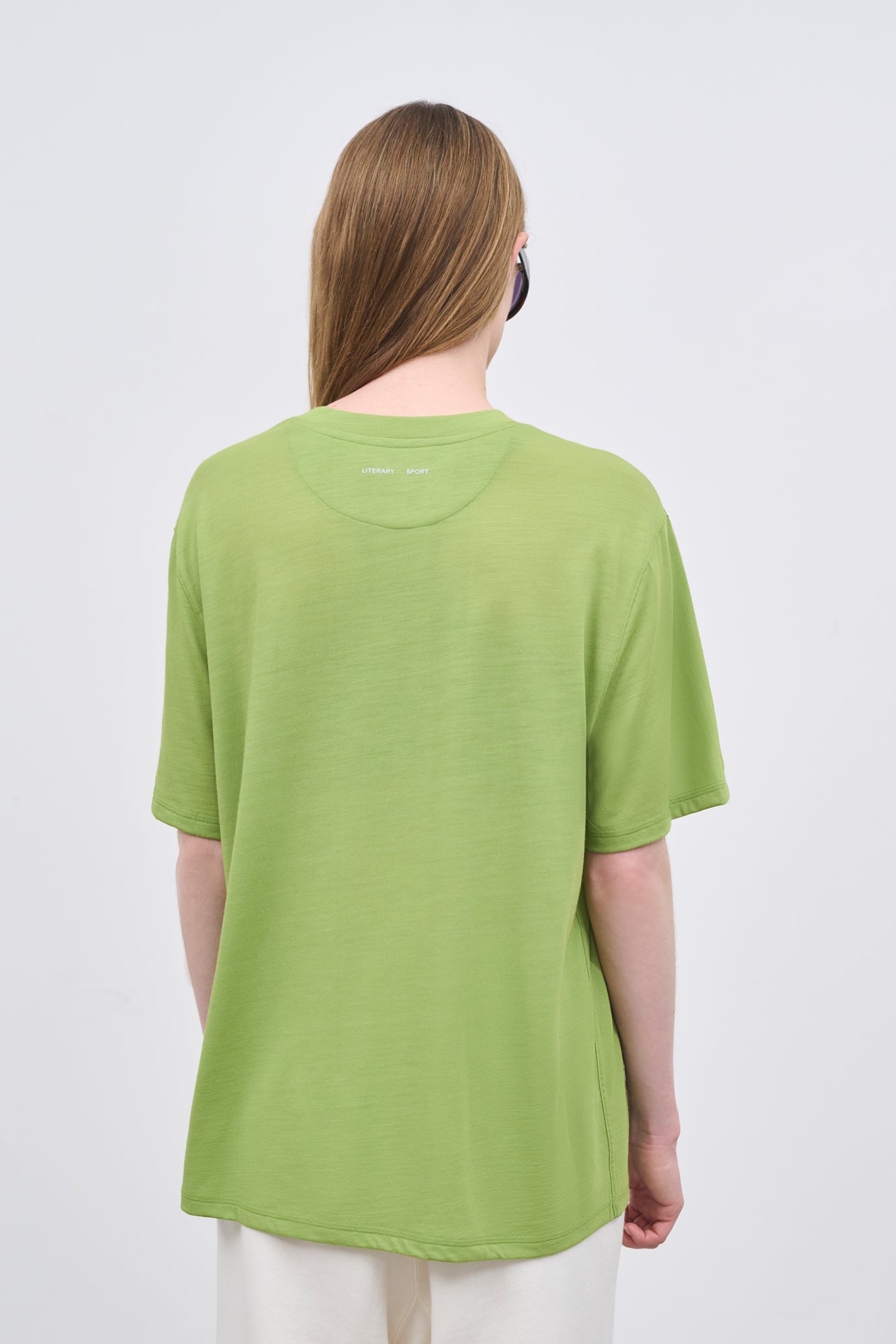 Literary Sport - Womens Harper Oversized Running T-Shirt - Verdant Green