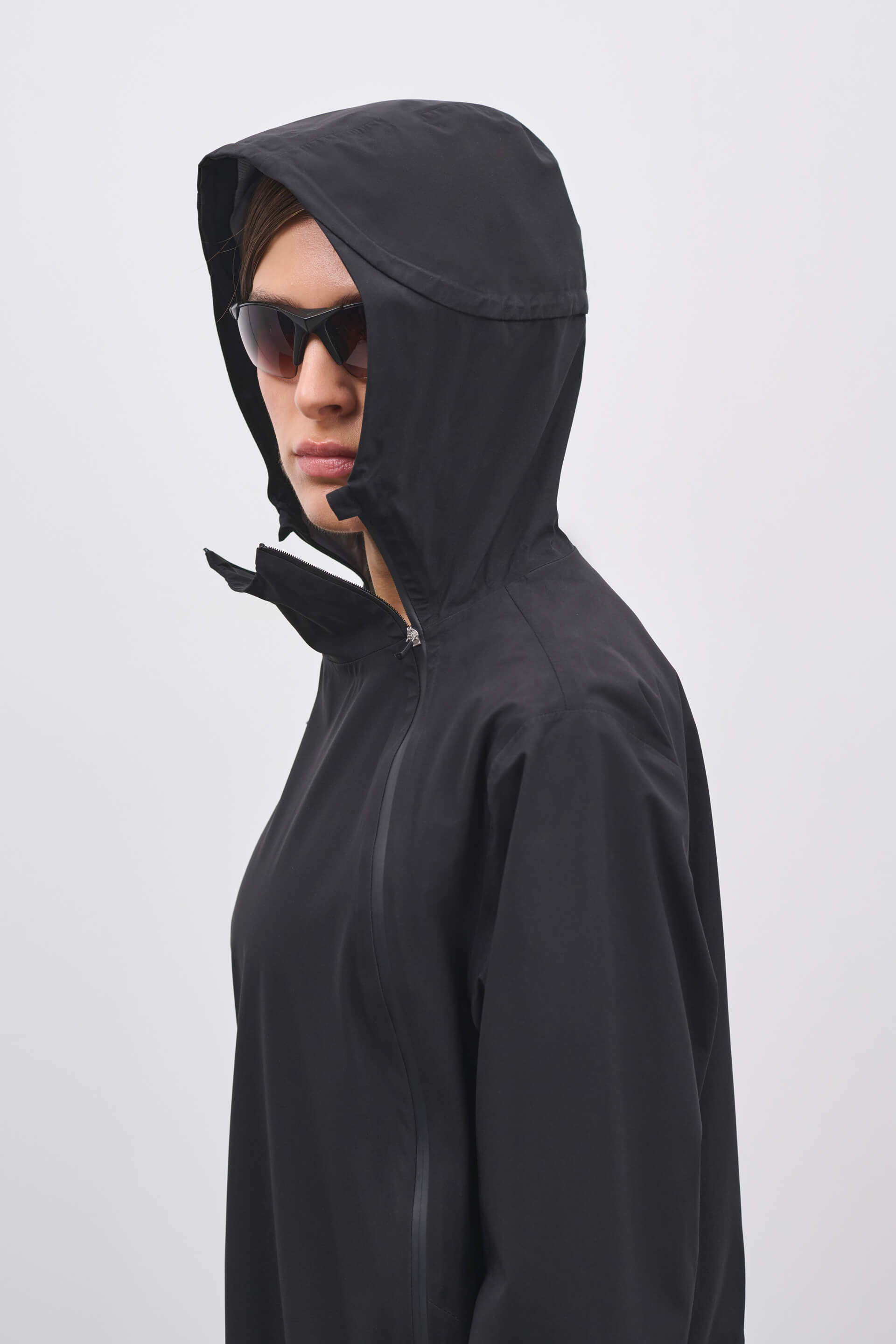 Literary Sport | Isabel Women's Waterproof Run Jacket in Black