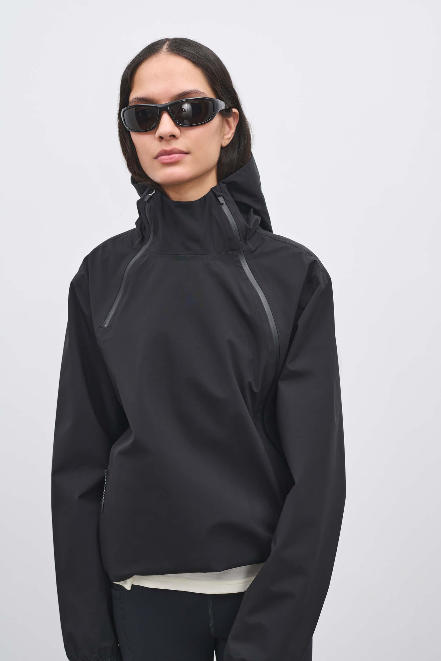 Literary Sport | Isabel Women's Waterproof Run Jacket in Black