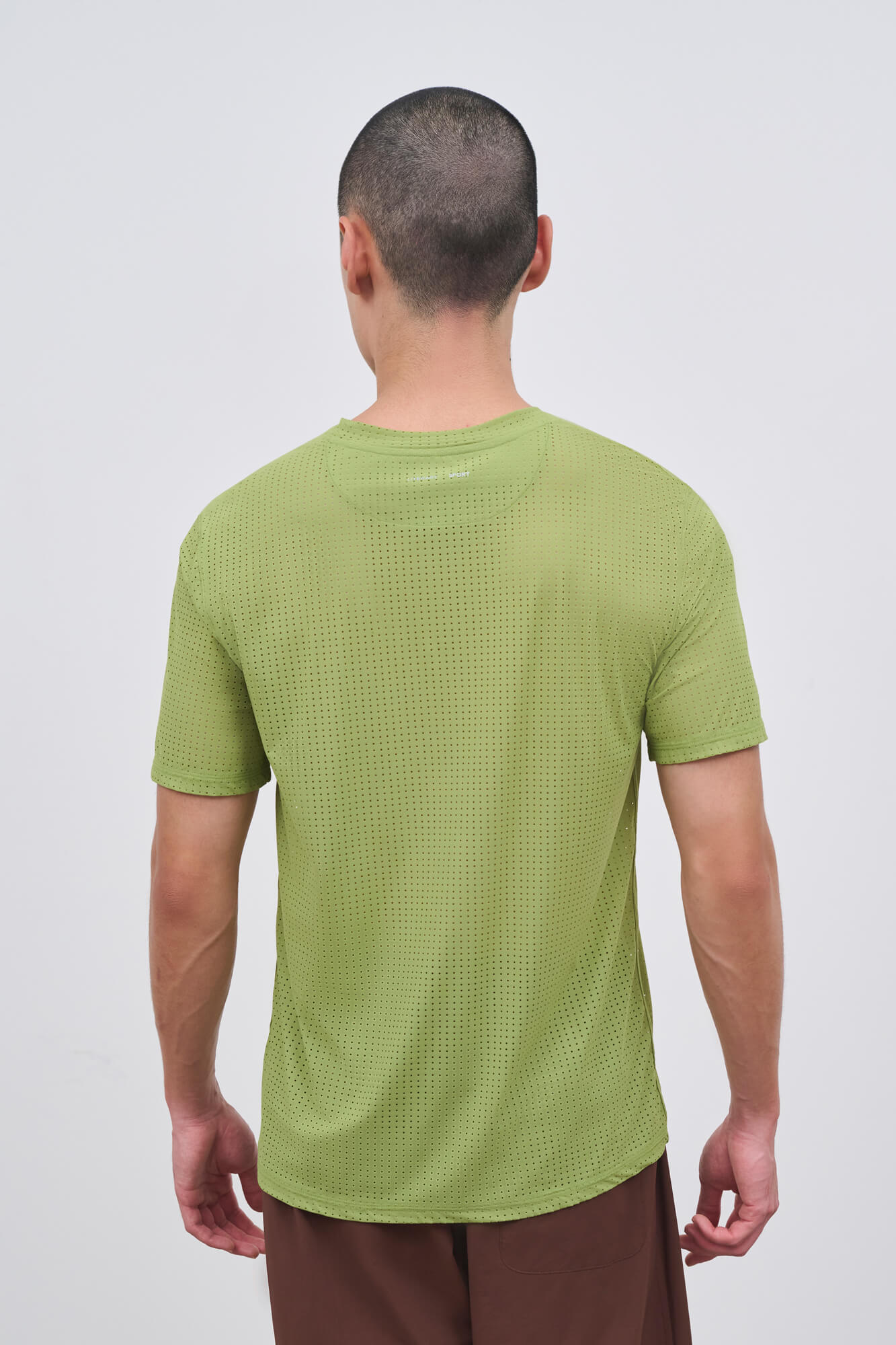 Literary Sport | Mens James Perforated Running T-Shirt in Verdant Green