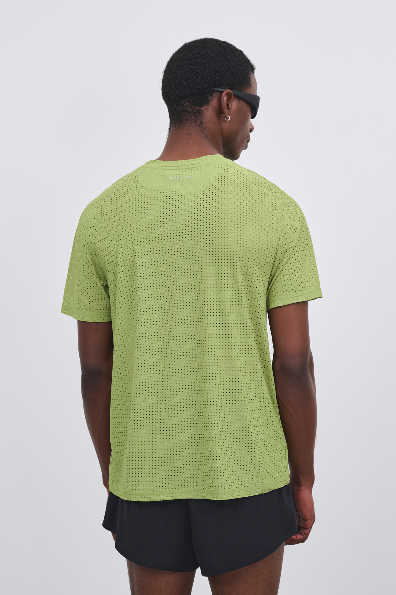Literary Sport | Mens James Perforated Running T-Shirt in Verdant Green