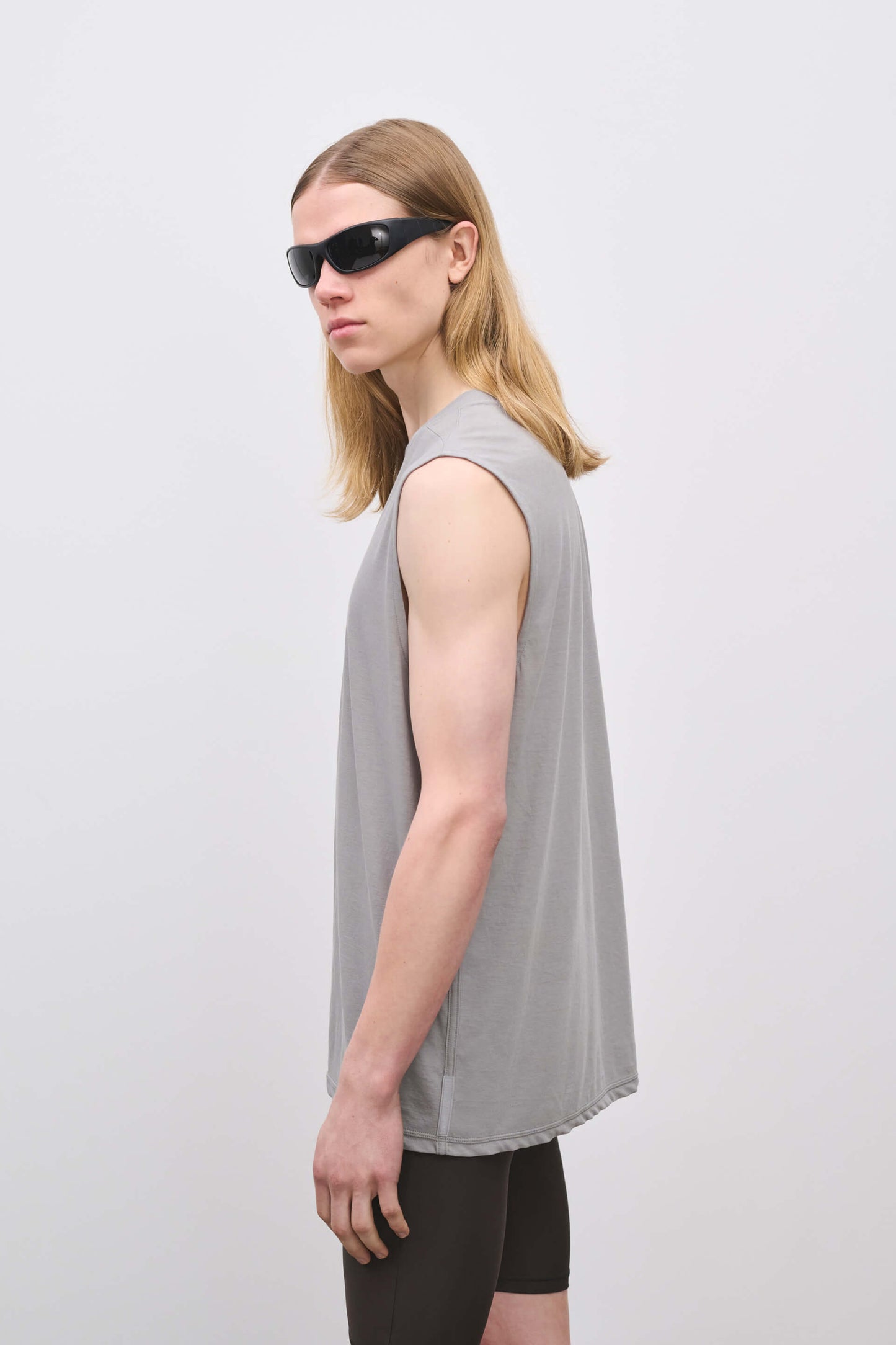 Literary Sport | Lorca Mens Sleeveless Running T-Shirt - Steel Grey