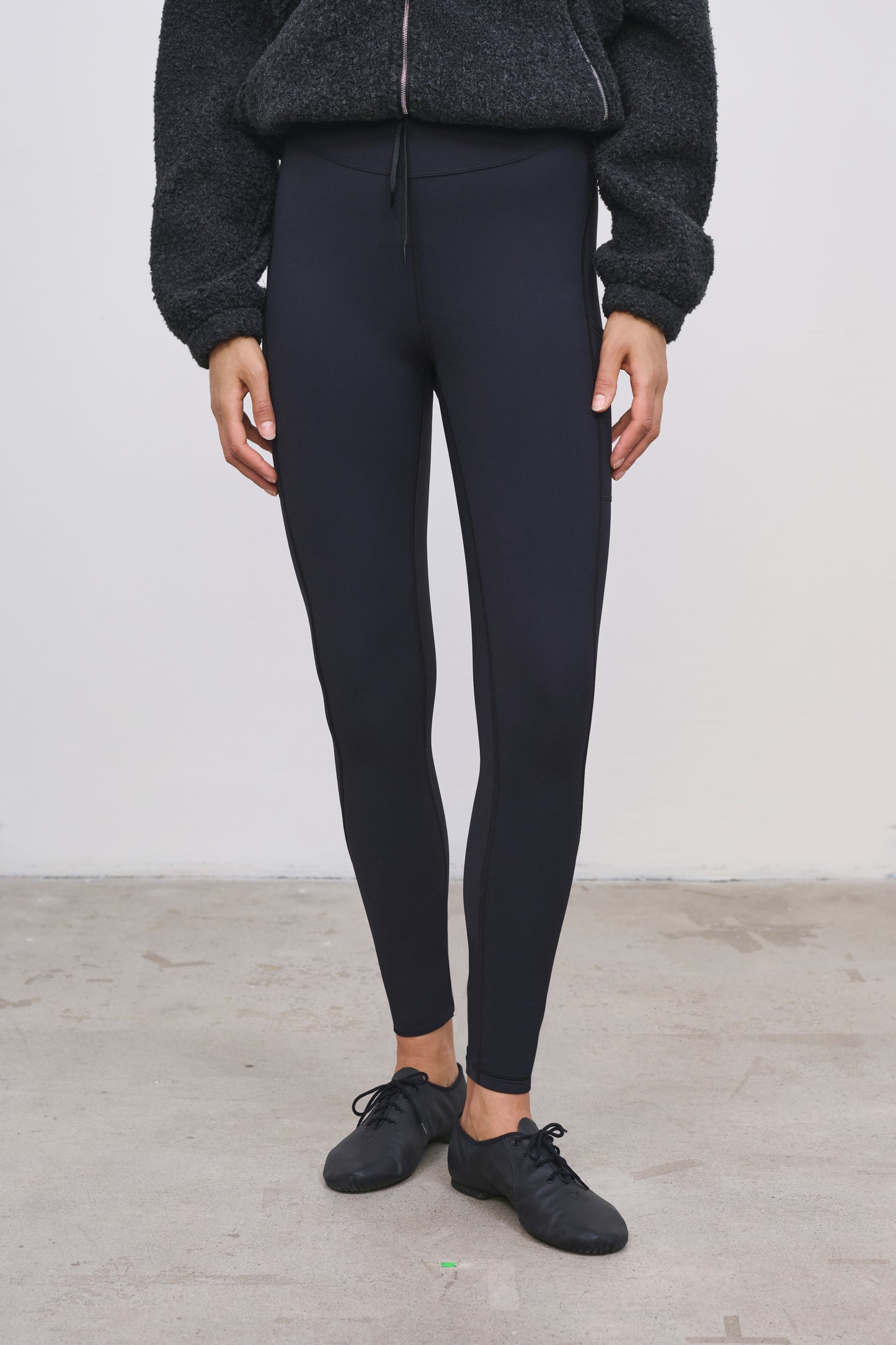 Literary Sport | Women's Full-Length Insulated Running Leggings & Tights - Ursula Cargo Tight in Black