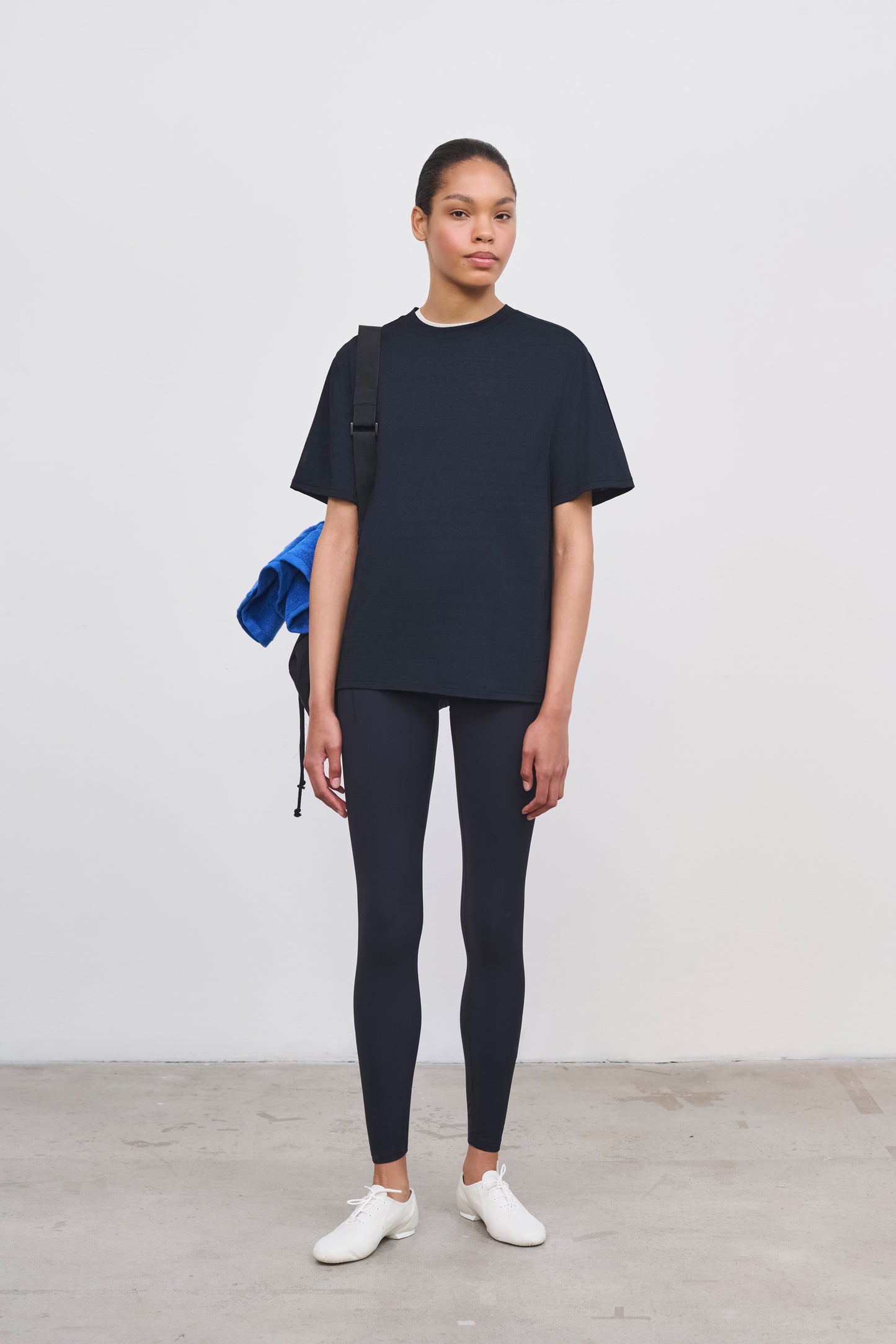 Literary Sport - Womens Harper Oversized Running T-Shirt - Black