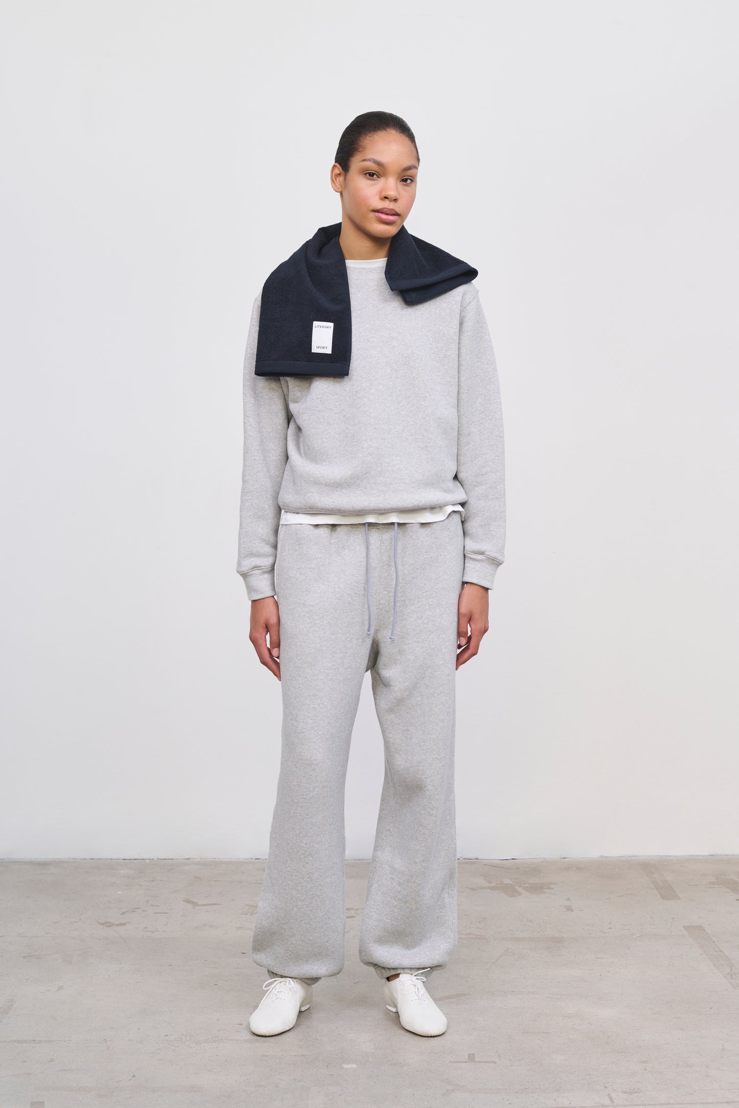 Literary Sport - Howe Womens  Crewenck Sweatshirt - Heather Grey