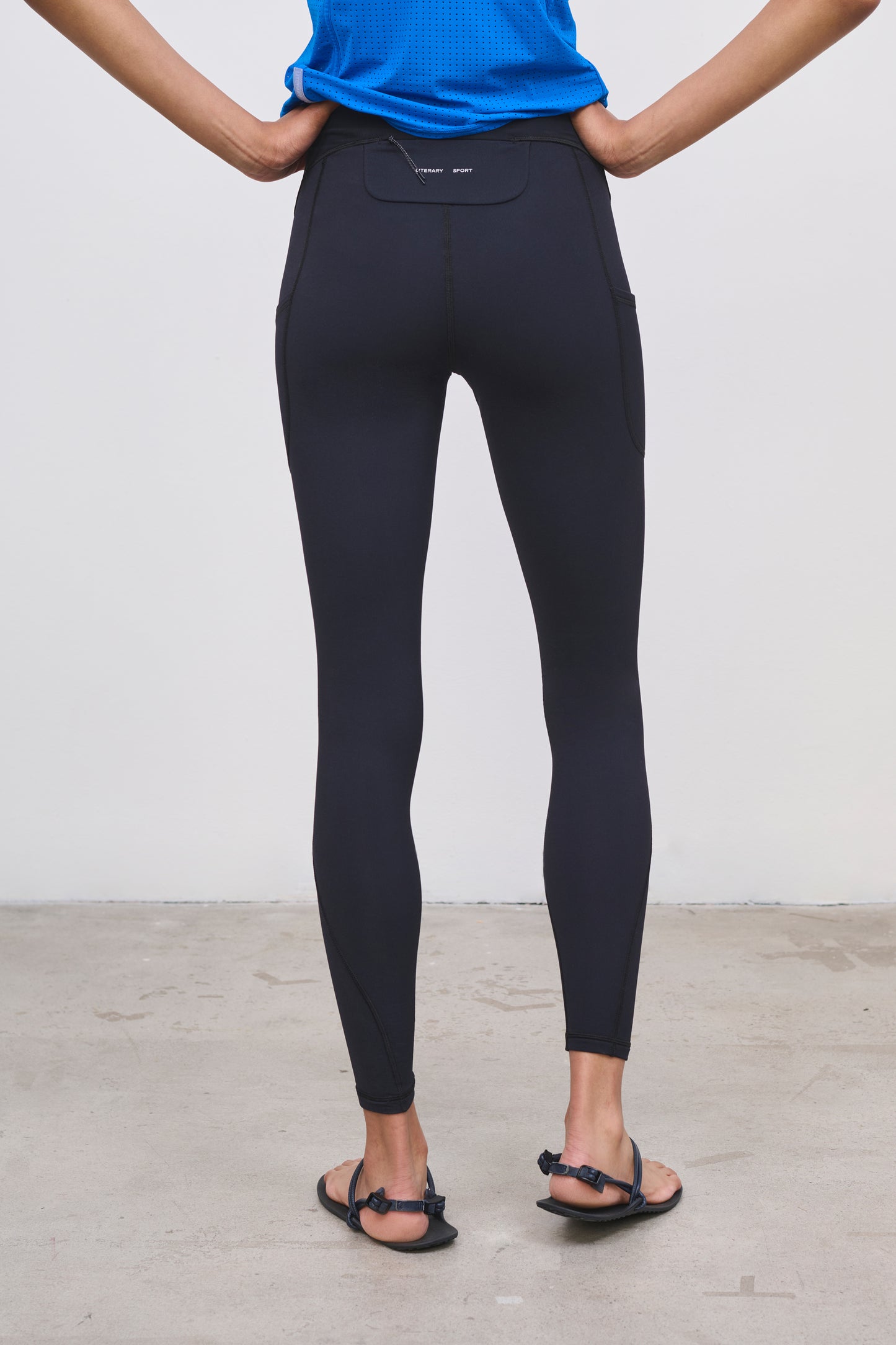 Literary Sport | Women's Full-Length Insulated Running Leggings & Tights - Ursula Cargo Tight in Black