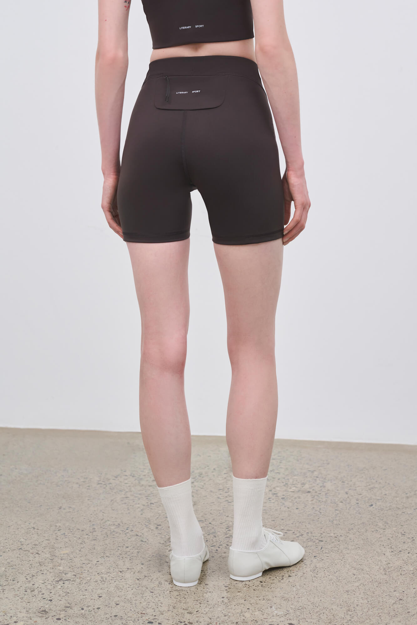 NEALE SHORT