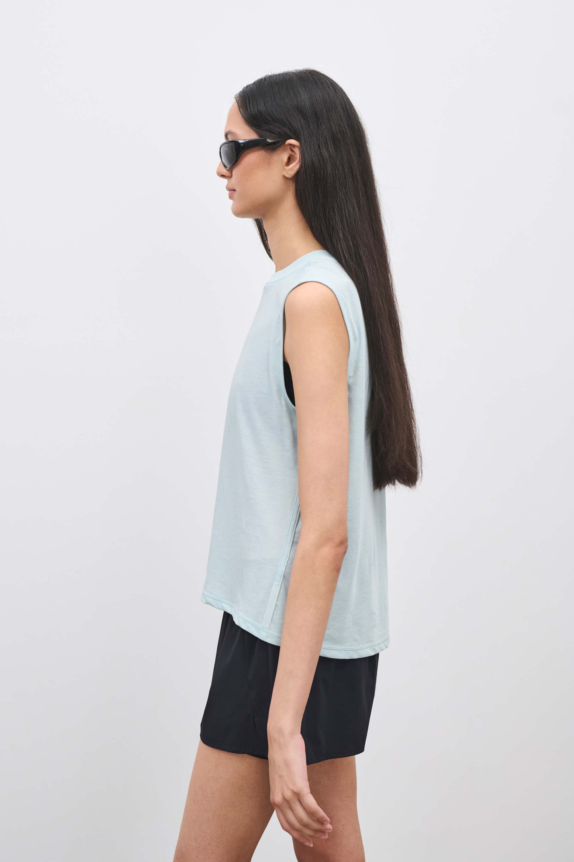 Literary Sport | Naomi Sleeveless Running T-Shirt - Mist Light Blue