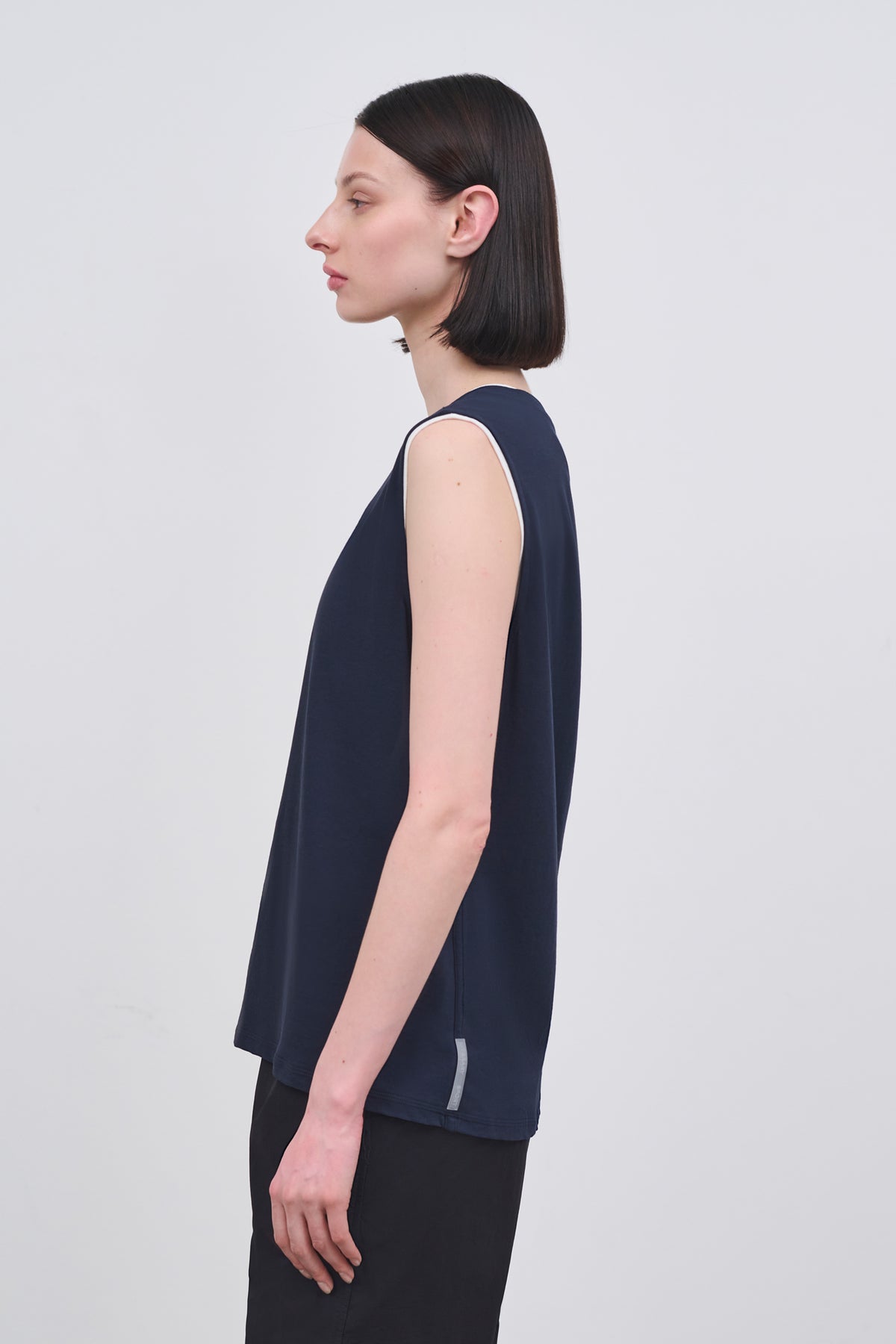 Literary Sport | Naomi Sleeveless Running T-Shirt - Night