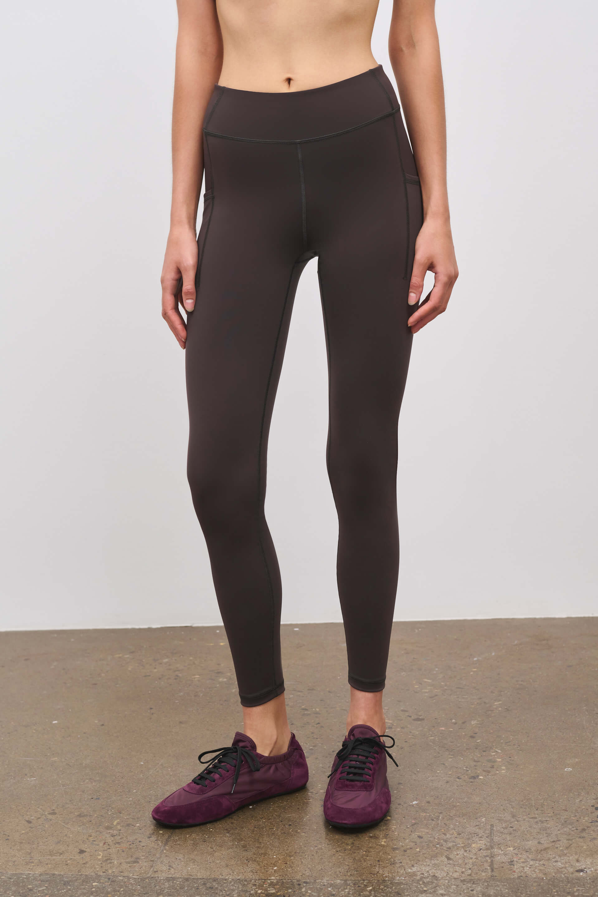 Literary Sport | Emma Womens Full Length Running Tight - Ash Dark Brown