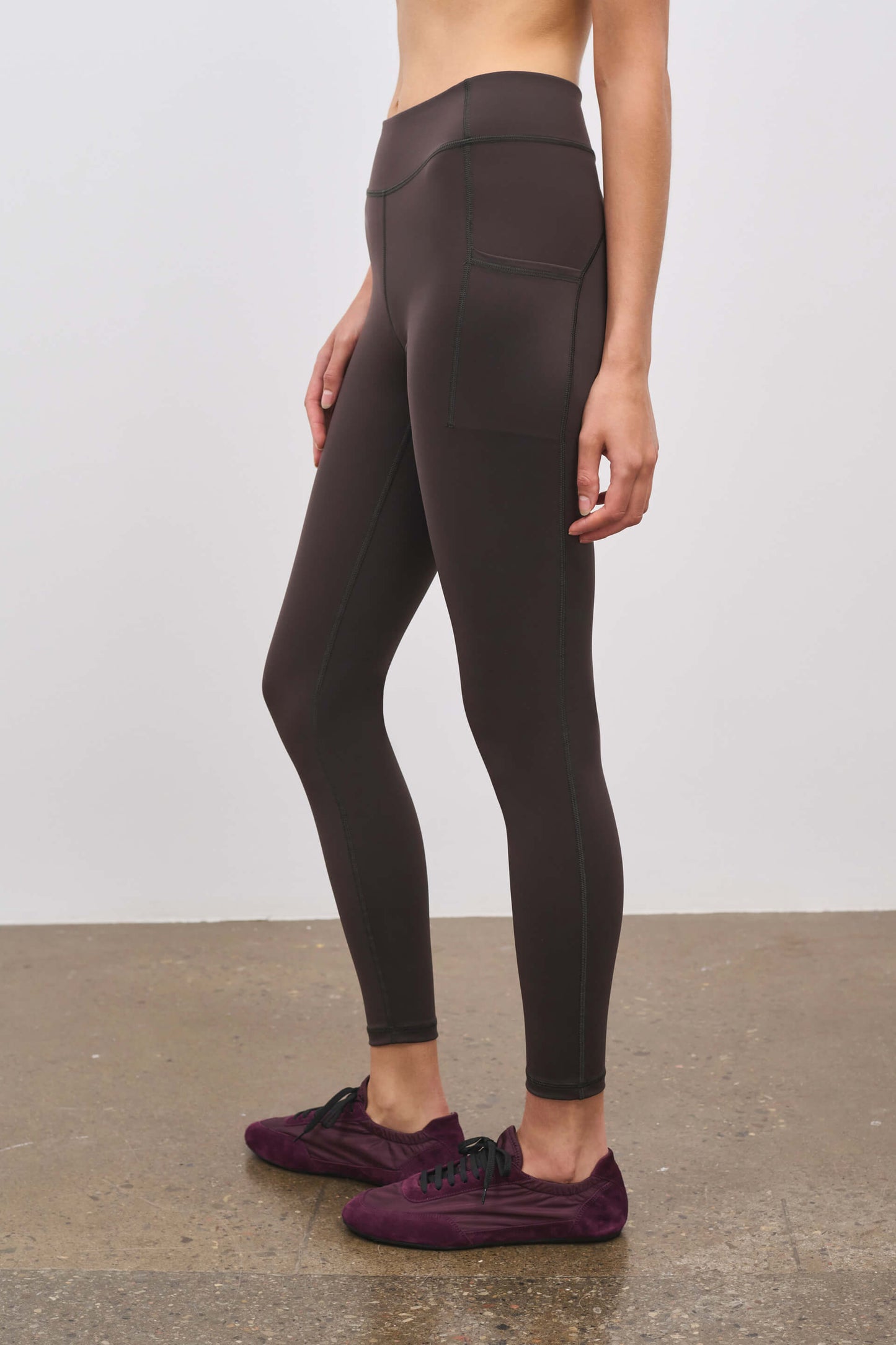Literary Sport | Emma Womens Full Length Running Tight - Ash Dark Brown