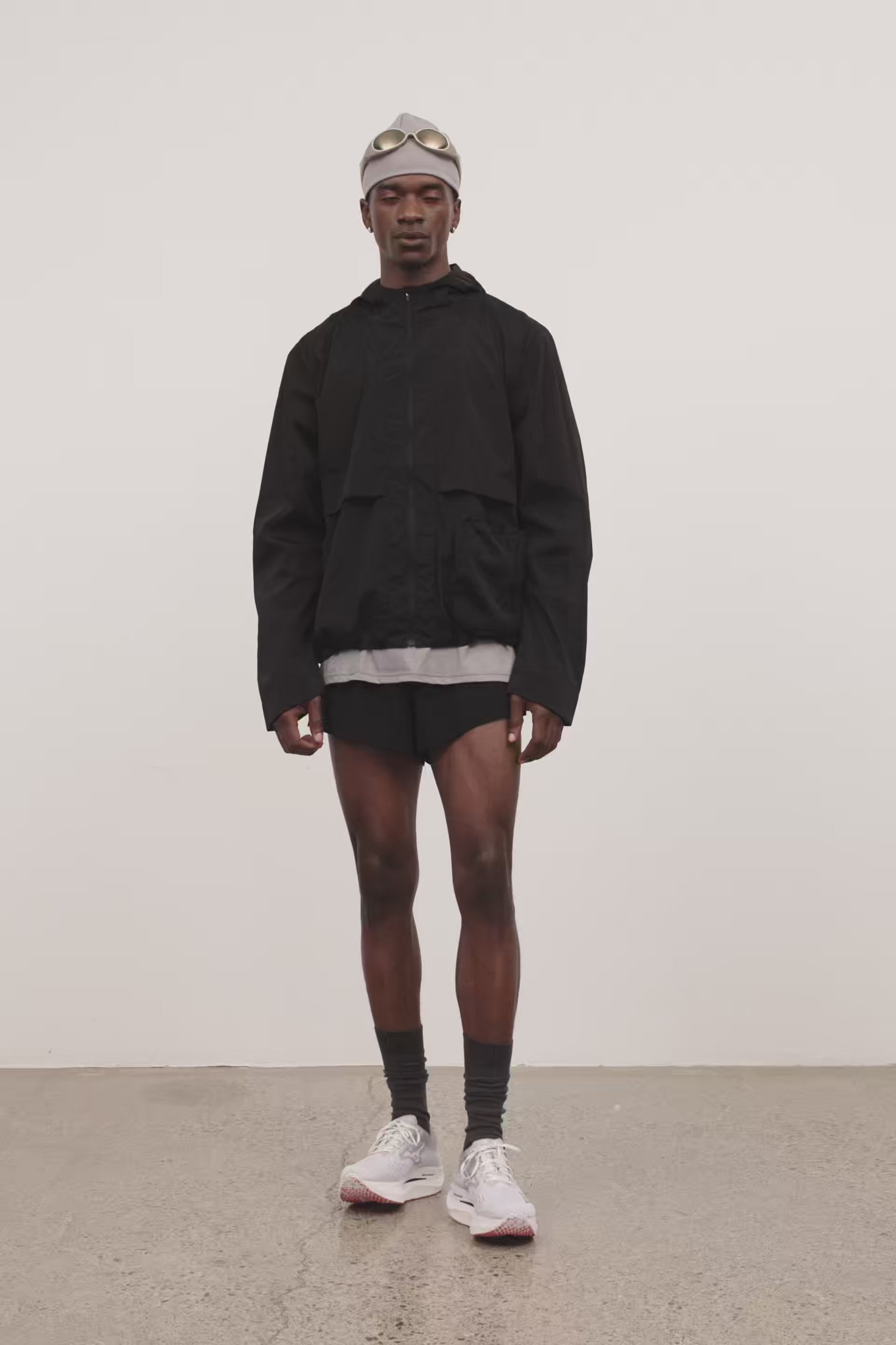 Literary Sport - Ashbery Mens Packable Running Jacket in Crinkle Nylon - Black